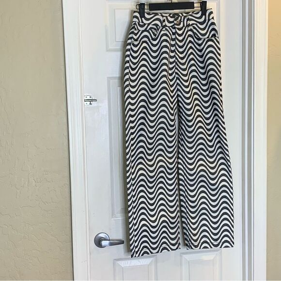 The Ragged Priest Wide Leg Dad Fit Black White Wave Print Jeans Size 24 - Picture 4 of 10